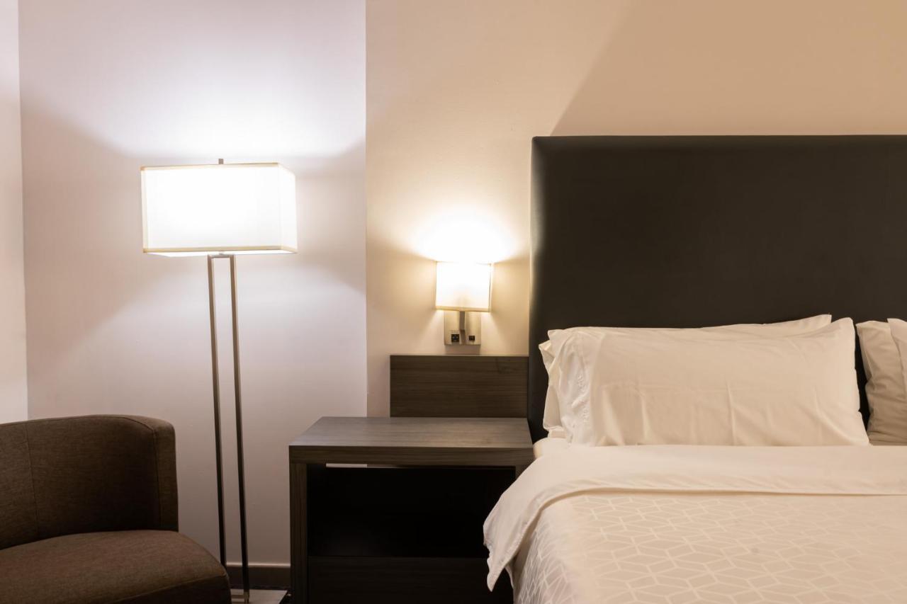 Holiday Inn Express Hotel & Suites Hermosillo By Ihg Exteriér fotografie